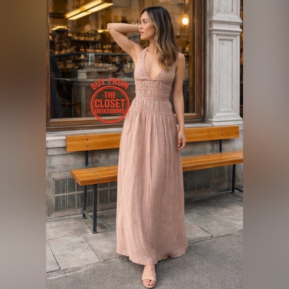 Zara Dresses & Skirts - Zara Pale Pink Textured Midi Dress Size M Blogger Favorite